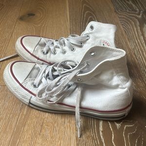Chuck Taylor All Star High women’s size 6